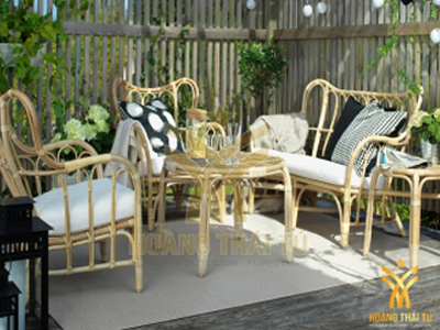 Những mẫu bàn ghế ngoài trời đẹp dành cho sân vườn