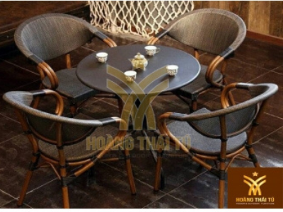 Có nên mua bàn ghế lưới textilene ngoài trời hay không ?