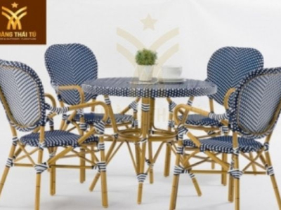 Có nên chọn bàn ghế sân vườn giá rẻ hay không ?