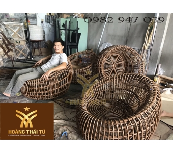 noi-that-ban-ghe-sofa-ghe-cafe-may-nhua-ngoai-troi-q25