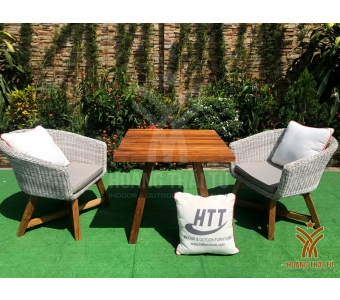 ban-ghe-cafe-ngoai-troi-j25