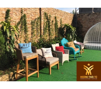 ghe-bar-nhua-gia-may-ngoai-troi-hgf8