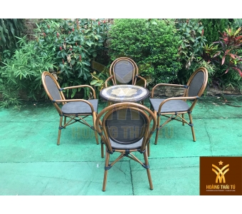 ban-ghe-cafe-ngoai-troi-j29