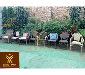 ban-ghe-cafe-ngoai-troi-j26