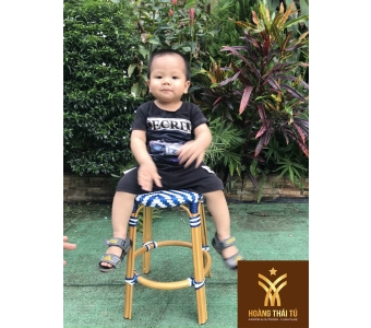 ghe-bar-nhua-gia-may-ngoai-troi-hgf9