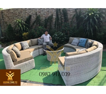 noi-that-ban-ghe-sofa-ghe-cafe-may-nhua-ngoai-troi-q30