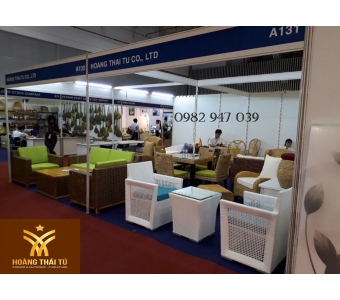 noi-that-ban-ghe-sofa-ghe-cafe-may-nhua-ngoai-troi-q71