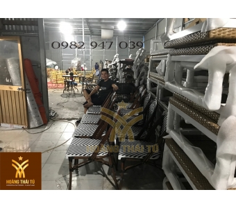 noi-that-ban-ghe-sofa-ghe-cafe-may-nhua-ngoai-troi-q22