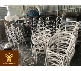 bo-ban-ghe-cafe-luoi-ngoai-troi-b11