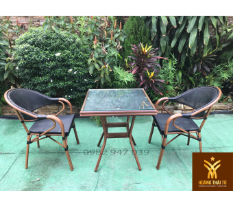 bo-ban-ghe-cafe-luoi-ngoai-troi-b4