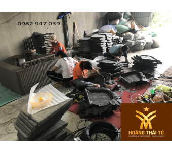 bo-ban-ghe-cafe-luoi-ngoai-troi-b7